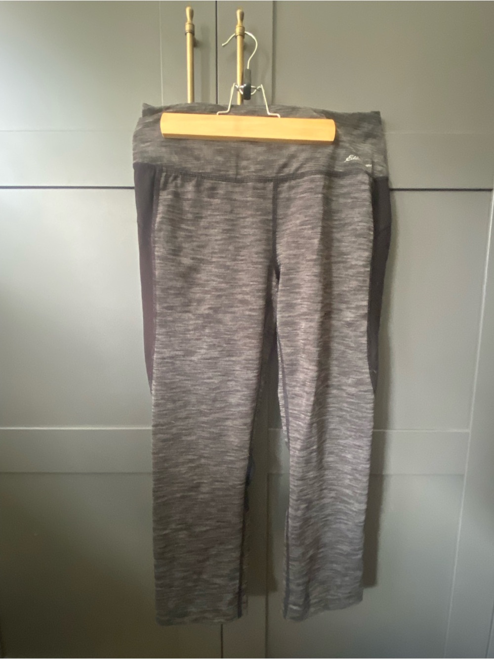 Eddie Bauer Heathered Gray Performance Leggings with Black Trim